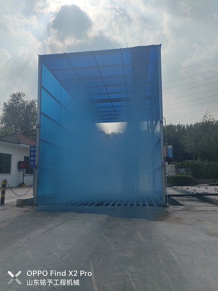 山西省煤礦專用龍門封閉式洗車機